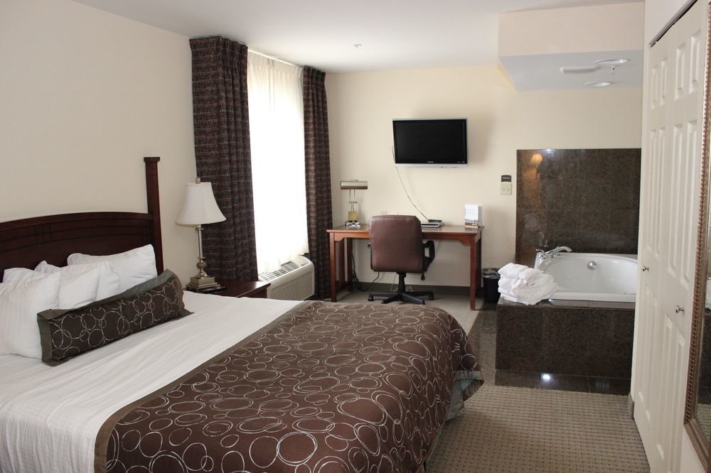 Staybridge Milwaukee Airport South By Ihg Hotel 3*
